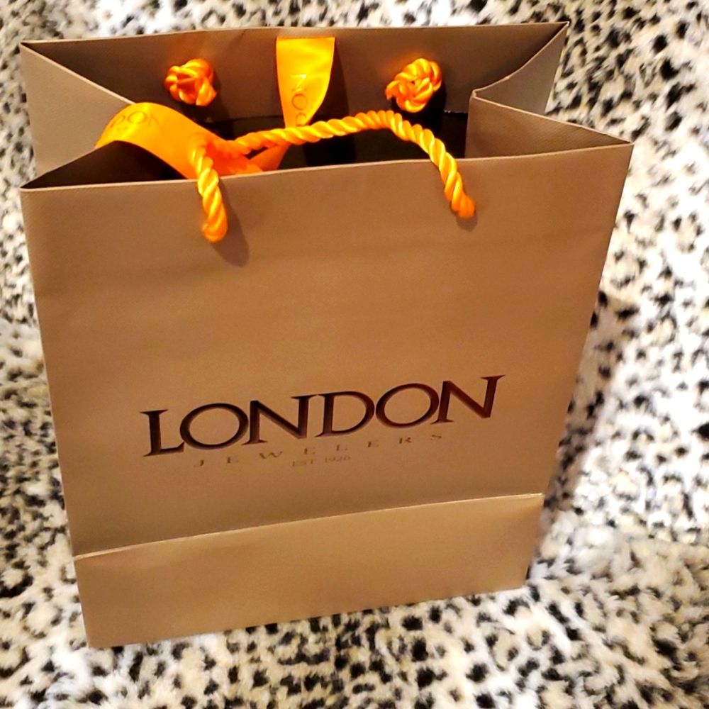 London jewelry bag
